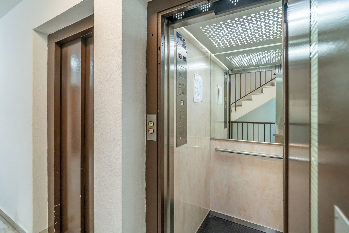 Te koop Middle Floor Apartment Costa Del Sol Fuengirola € 319.000,-