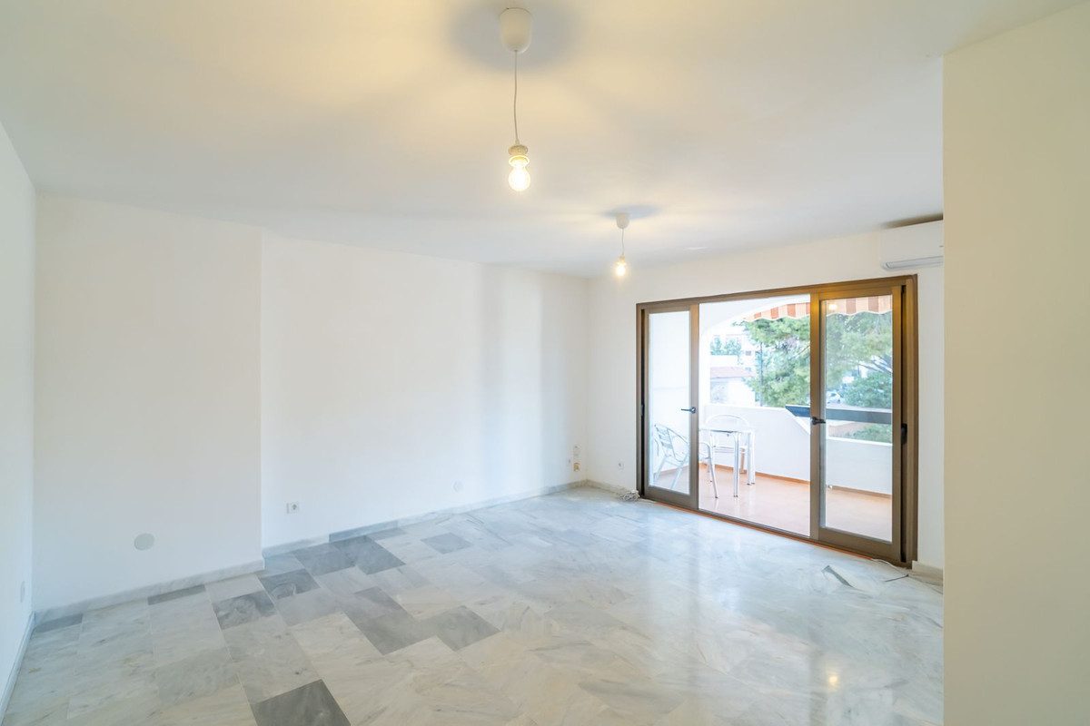 Te koop Middle Floor Apartment Costa Del Sol Fuengirola € 319.000,-