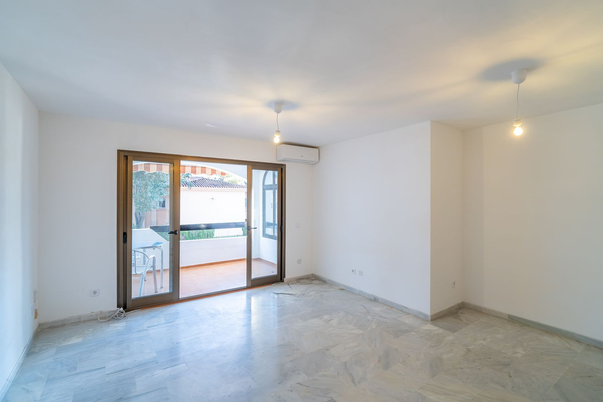 Te koop Middle Floor Apartment Costa Del Sol Fuengirola € 319.000,-