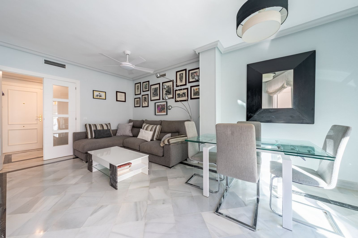 Te koop Middle Floor Apartment Costa Del Sol Marbella € 660.000,-