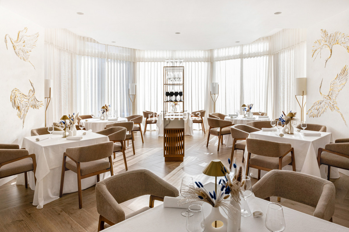 Te koop Middle Floor Apartment Costa Del Sol Elviria € 548.000,-