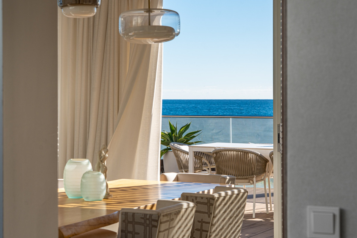 Te koop Vrijstaande Villa Costa Del Sol Estepona € 3.750.000,-