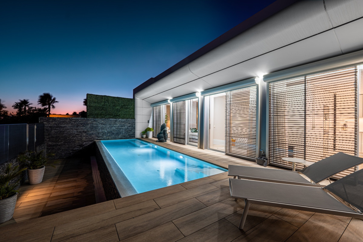 Te koop Vrijstaande Villa Costa Del Sol Estepona € 3.750.000,-