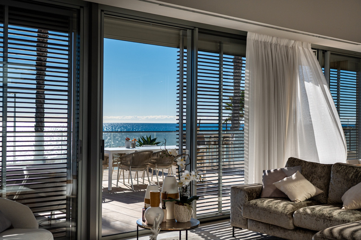 Te koop Vrijstaande Villa Costa Del Sol Estepona € 3.750.000,-