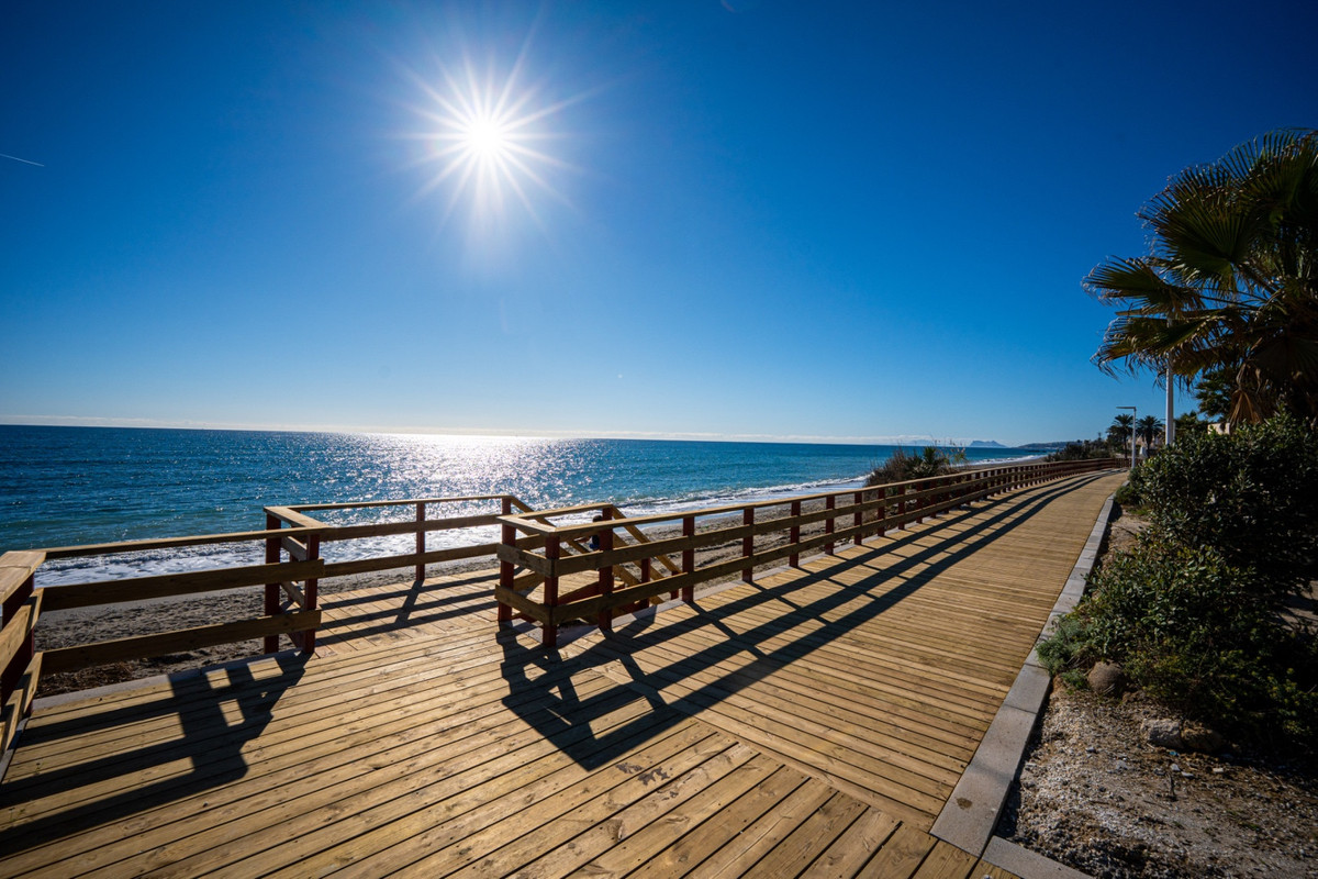 Te koop Vrijstaande Villa Costa Del Sol Estepona € 3.750.000,-