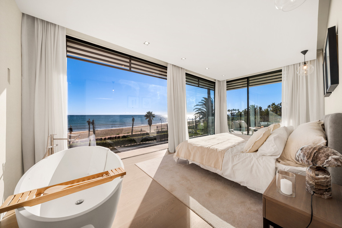 Te koop Vrijstaande Villa Costa Del Sol New Golden Mile € 6.200.000,-