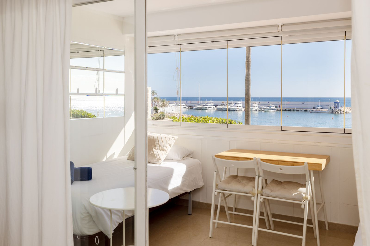 Te koop Middle Floor Apartment Costa Del Sol Marbella € 515.000,-