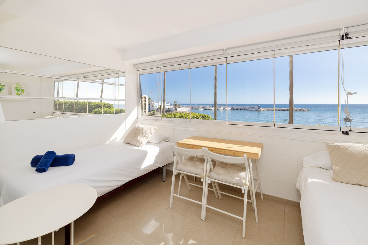 Te koop Middle Floor Apartment Costa Del Sol Marbella € 515.000,-