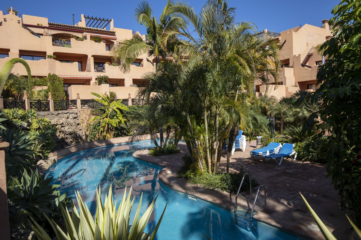 Te koop Middle Floor Apartment Costa Del Sol Bel Air € 369.500,-