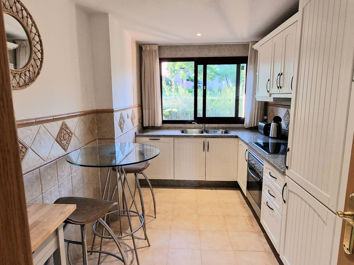 Te koop Middle Floor Apartment Costa Del Sol Bel Air € 369.500,-