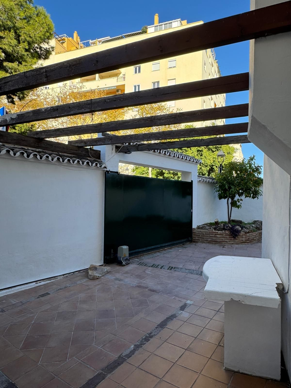 Te koop Herenhuis Costa Del Sol Marbella € 1.050.000,-