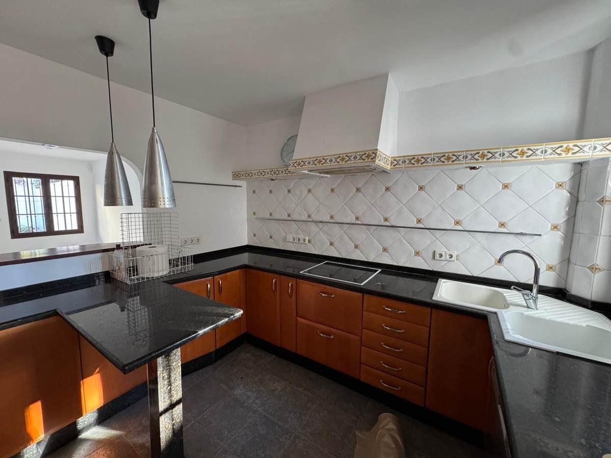 Te koop Herenhuis Costa Del Sol Marbella € 1.050.000,-