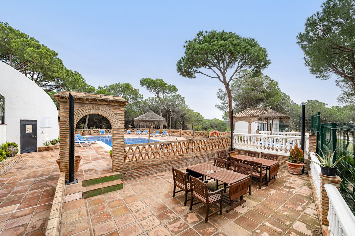 Te koop Middle Floor Apartment Costa Del Sol Aloha € 499.000,-