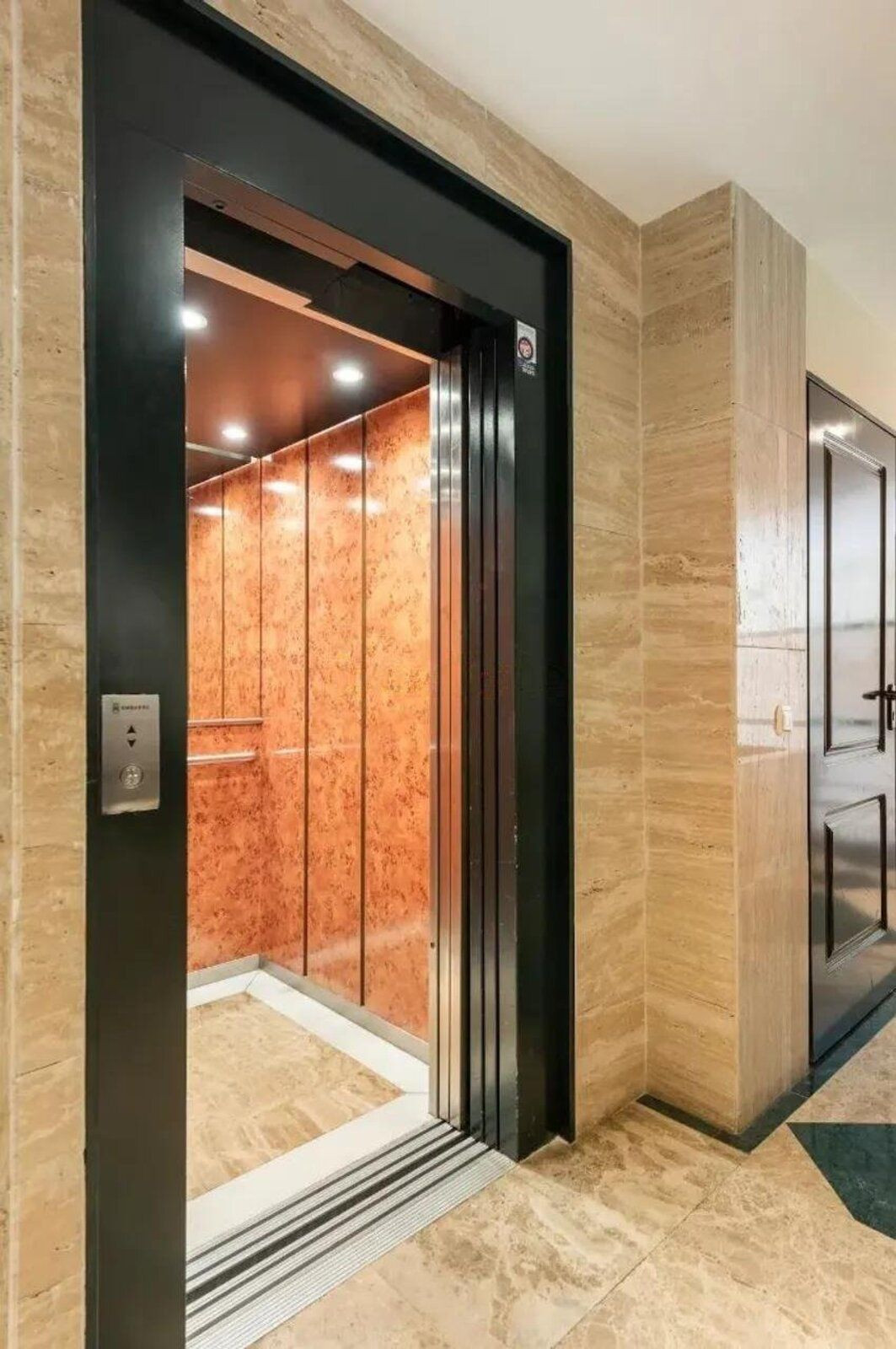 Te koop Middle Floor Apartment Costa Del Sol Nueva Andalucía € 397.000,-