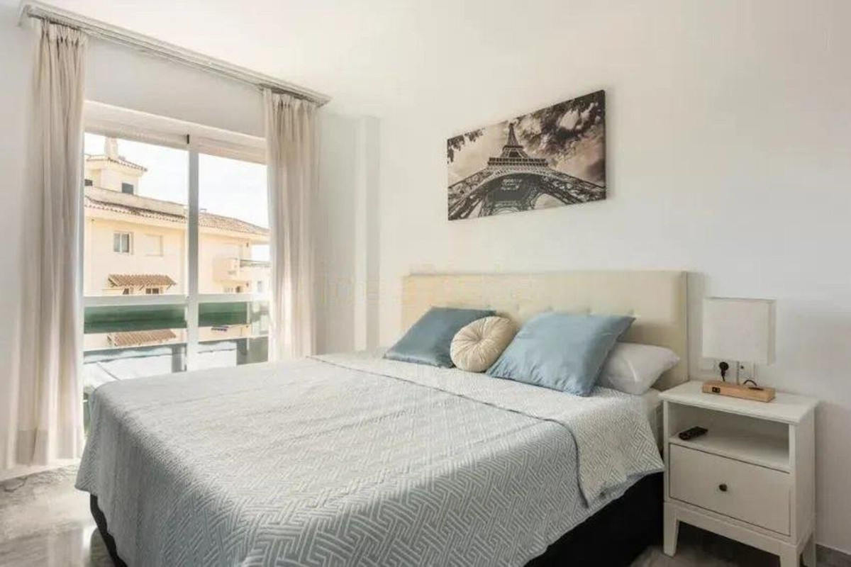 Te koop Middle Floor Apartment Costa Del Sol Nueva Andalucía € 397.000,-