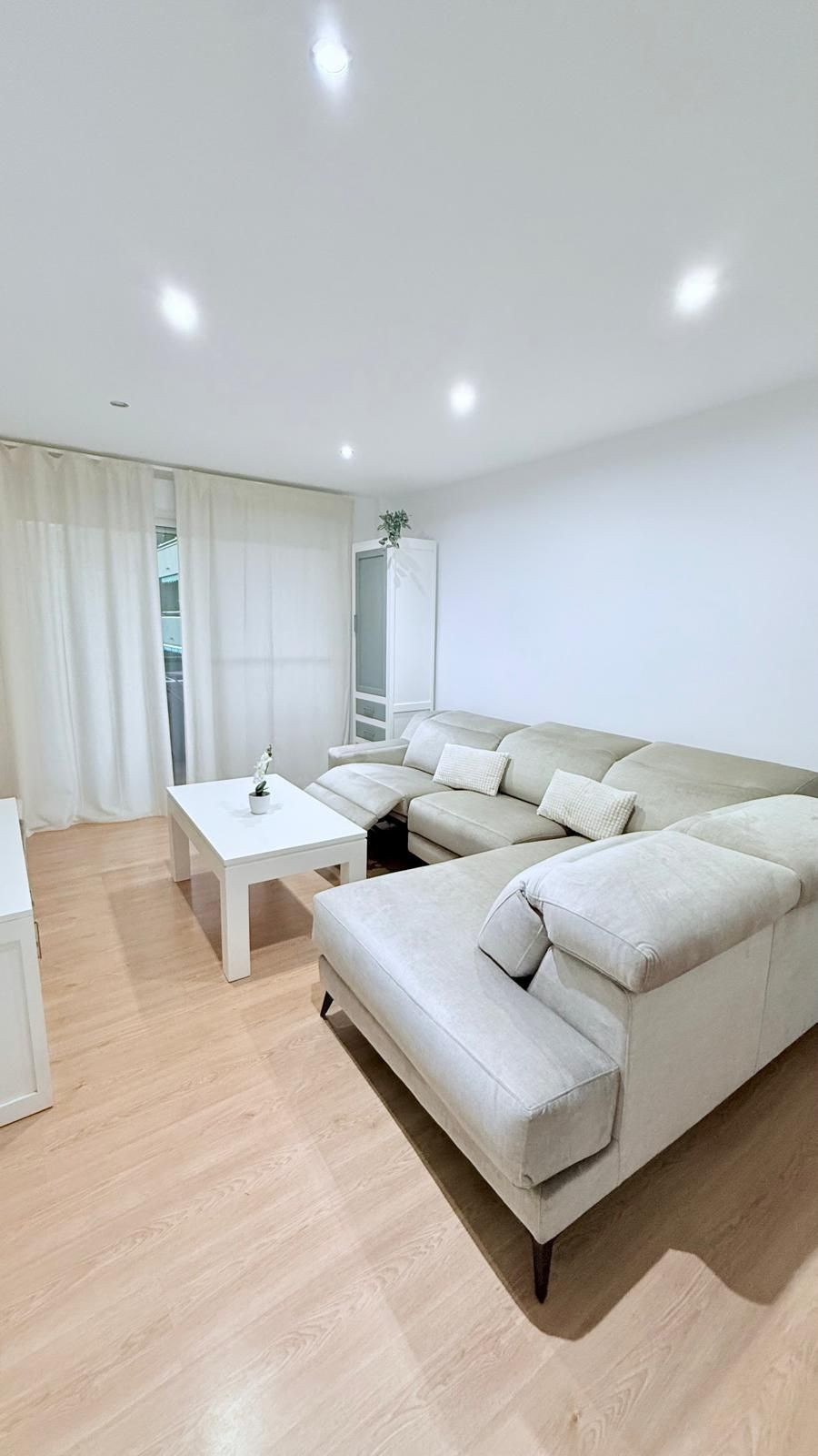 Te koop Middle Floor Apartment Costa Del Sol Fuengirola € 424.000,-