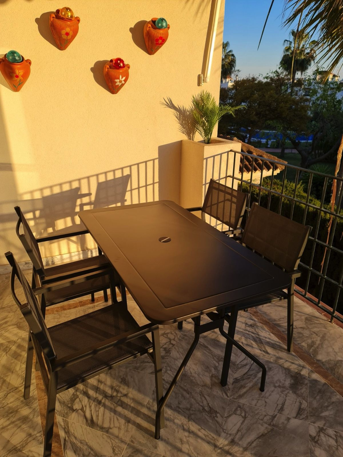 Te koop Middle Floor Apartment Costa Del Sol Nueva Andalucía € 399.000,-