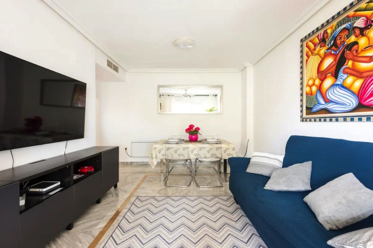 Te koop Middle Floor Apartment Costa Del Sol Nueva Andalucía € 399.000,-