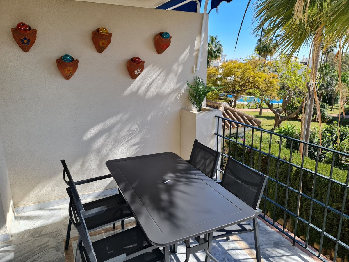 Te koop Middle Floor Apartment Costa Del Sol Nueva Andalucía € 399.000,-