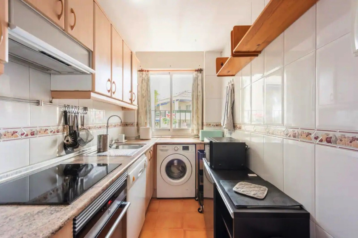 Te koop Middle Floor Apartment Costa Del Sol Nueva Andalucía € 399.000,-