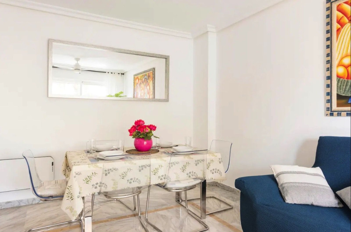 Te koop Middle Floor Apartment Costa Del Sol Nueva Andalucía € 399.000,-