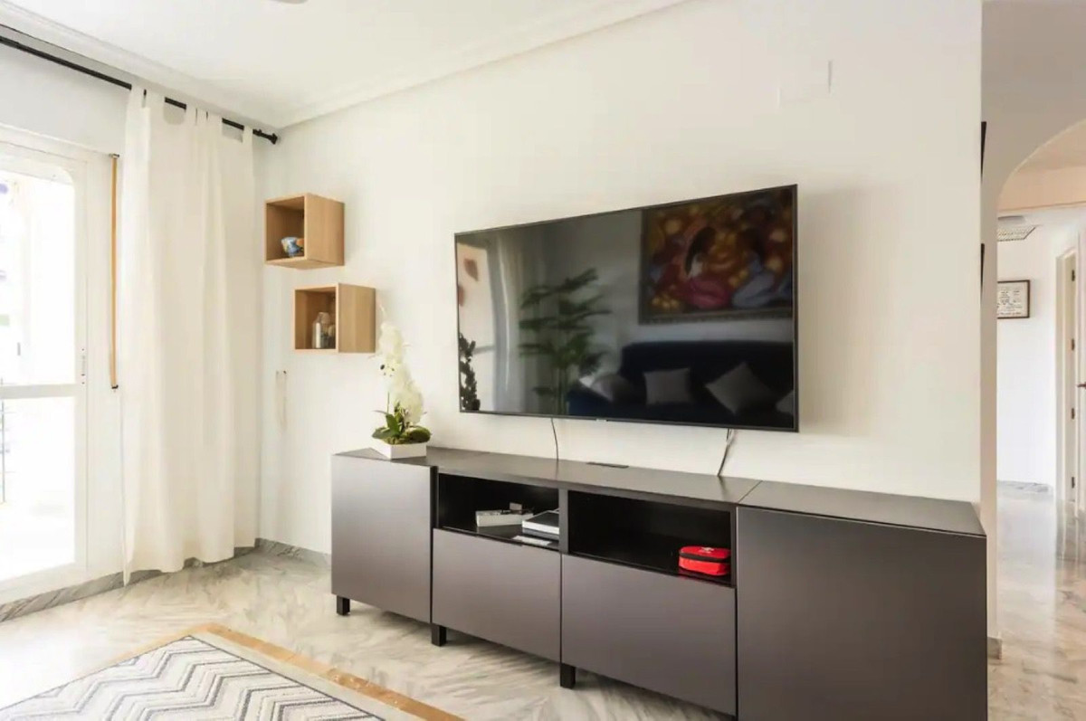 Te koop Middle Floor Apartment Costa Del Sol Nueva Andalucía € 399.000,-