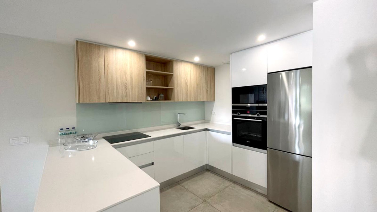 Te koop Middle Floor Apartment Costa Del Sol Cancelada € 490.000,-