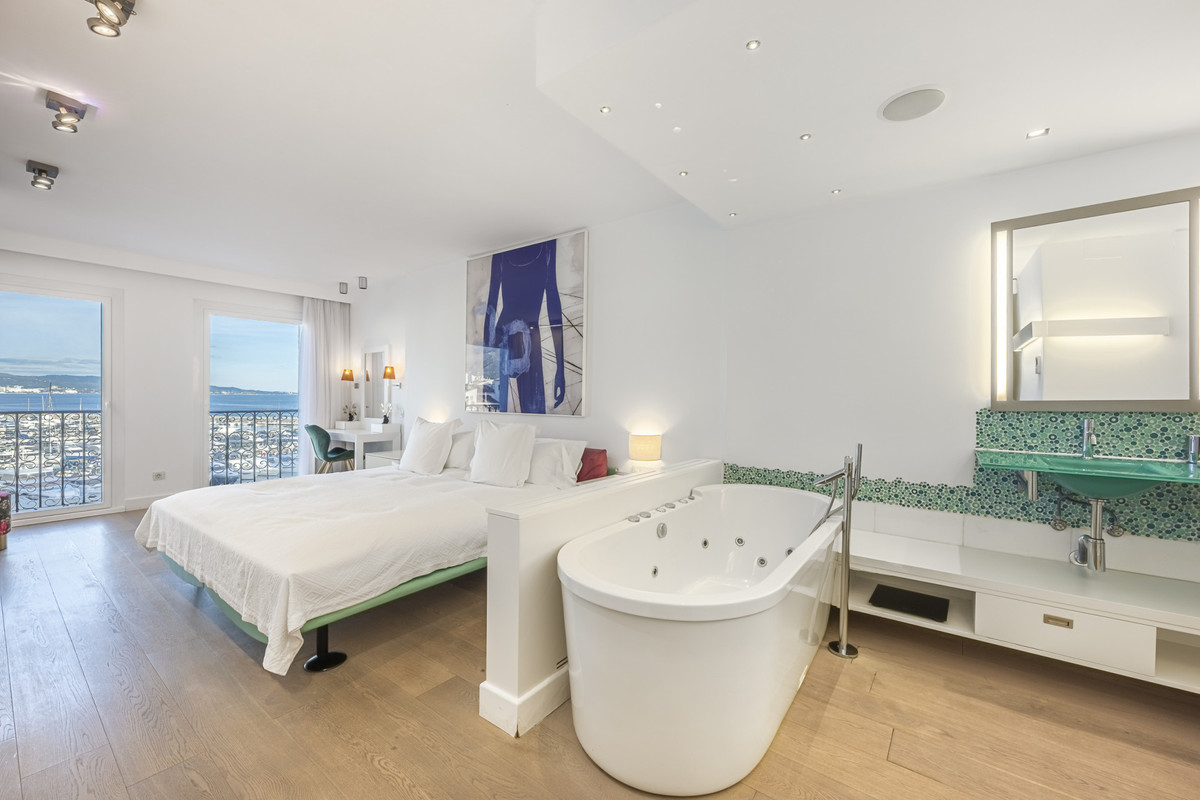 Te koop Penthouse Costa Del Sol Puerto Banús € 1.900.000,-