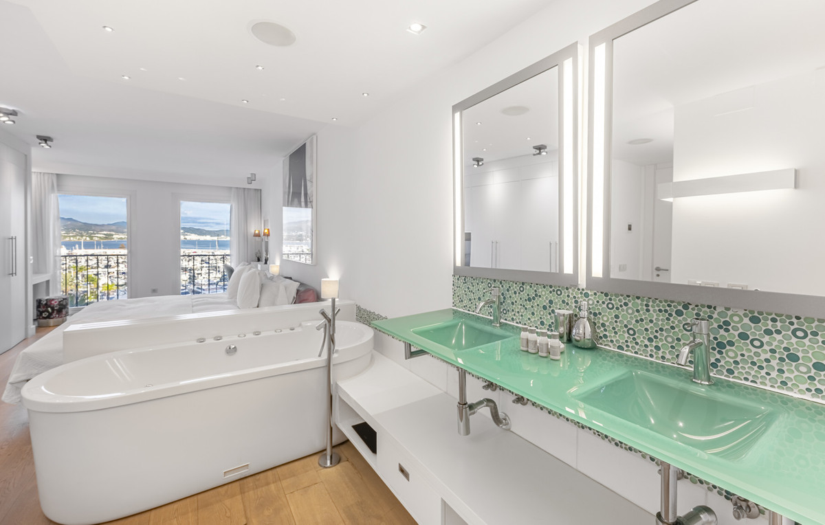 Te koop Penthouse Costa Del Sol Puerto Banús € 1.900.000,-