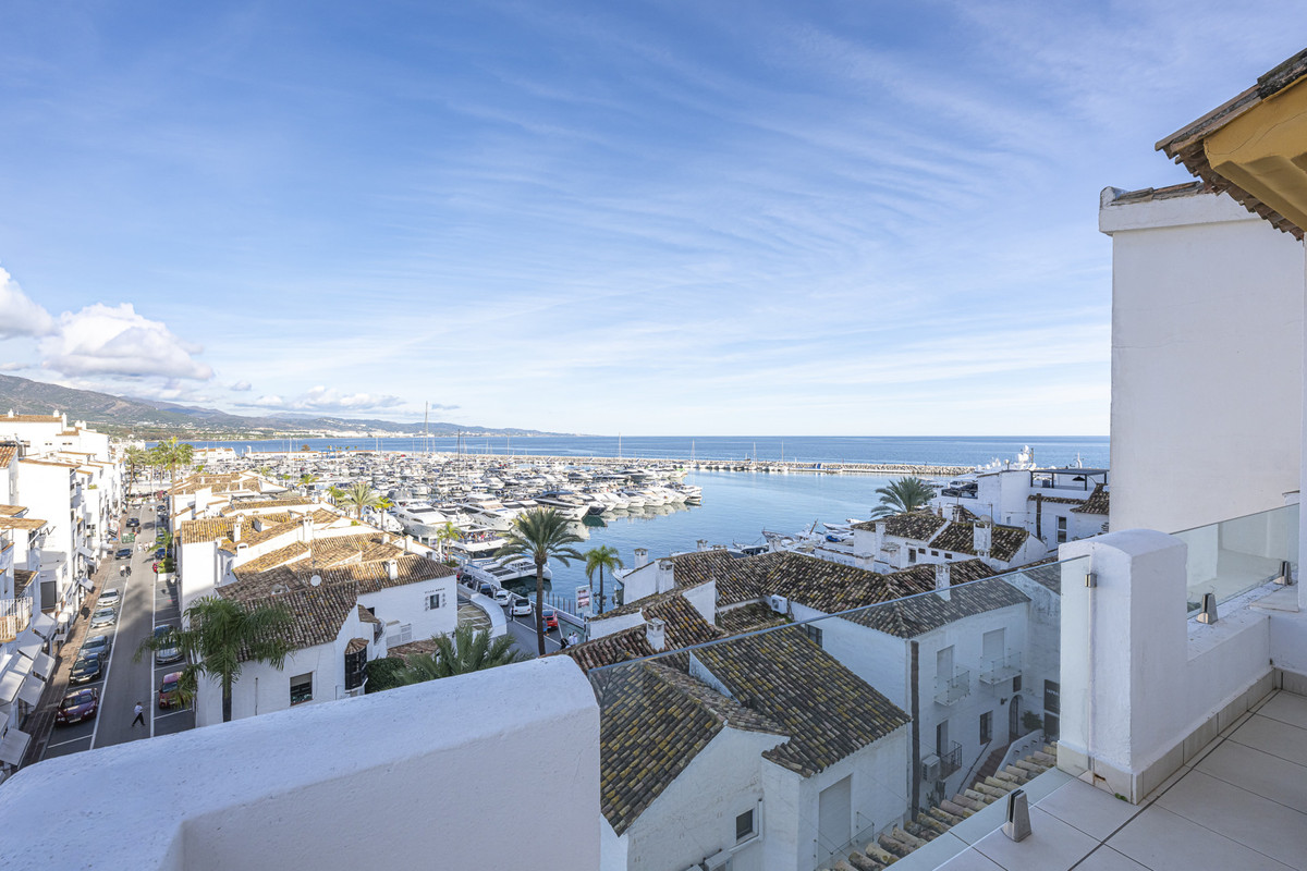 Te koop Penthouse Costa Del Sol Puerto Banús € 1.900.000,-