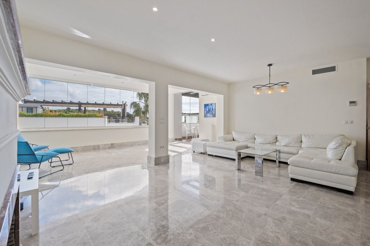 Te koop Duplexwoning Costa Del Sol Santa Clara € 575.000,-