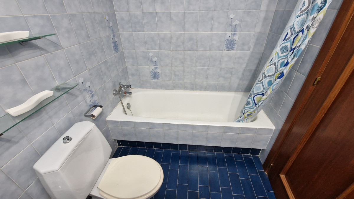 Te koop Middle Floor Apartment Costa Del Sol Estepona € 445.000,-