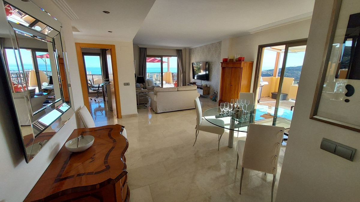 Te koop Bovenwoning Costa Del Sol Benahavís € 680.000,-