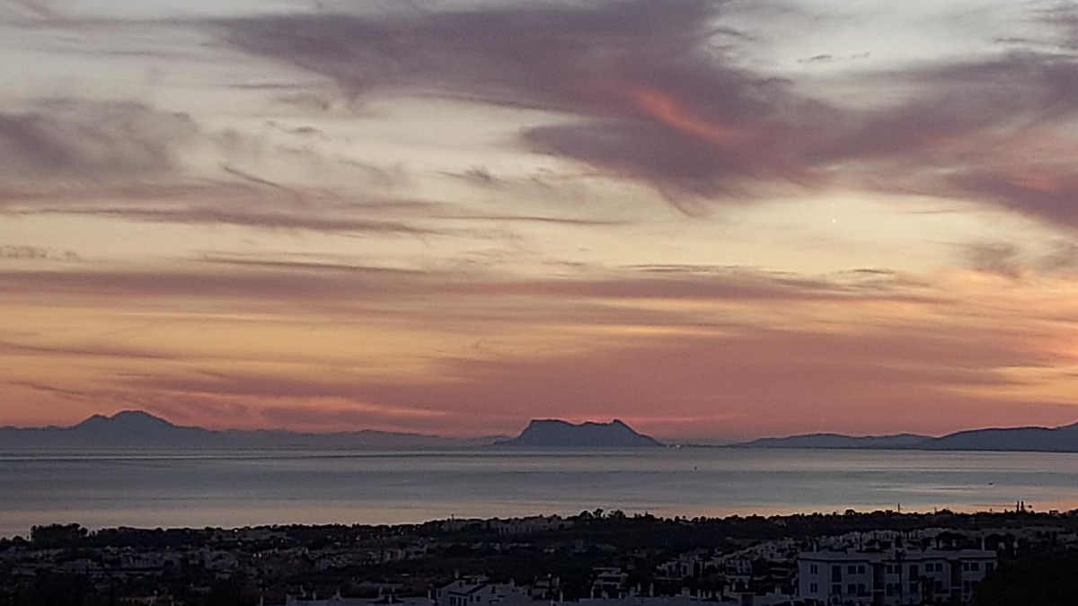 Te koop Bovenwoning Costa Del Sol Benahavís € 680.000,-