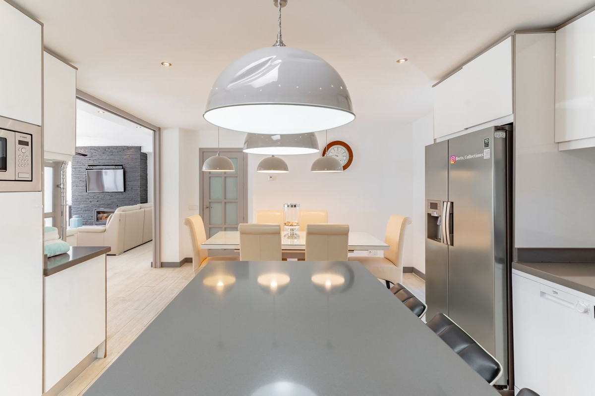 Te koop Vrijstaande Villa Costa Del Sol Estepona € 1.295.000,-