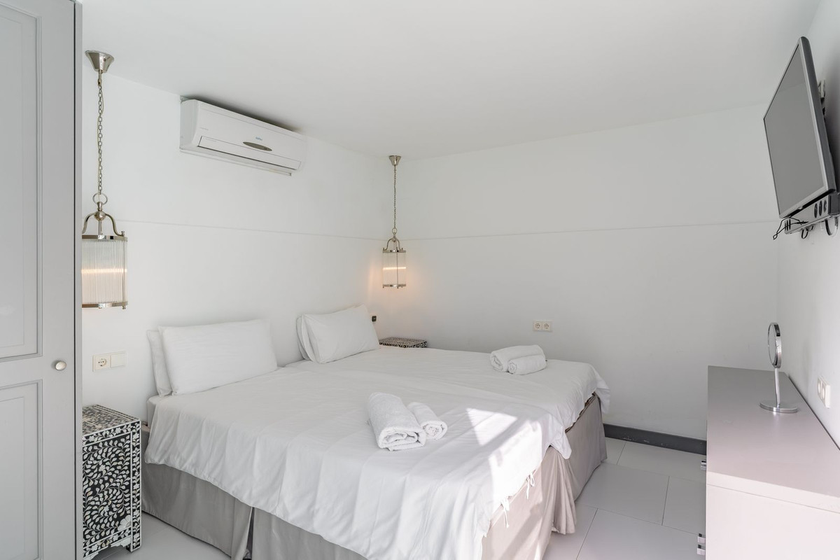 Te koop Vrijstaande Villa Costa Del Sol Estepona € 1.295.000,-