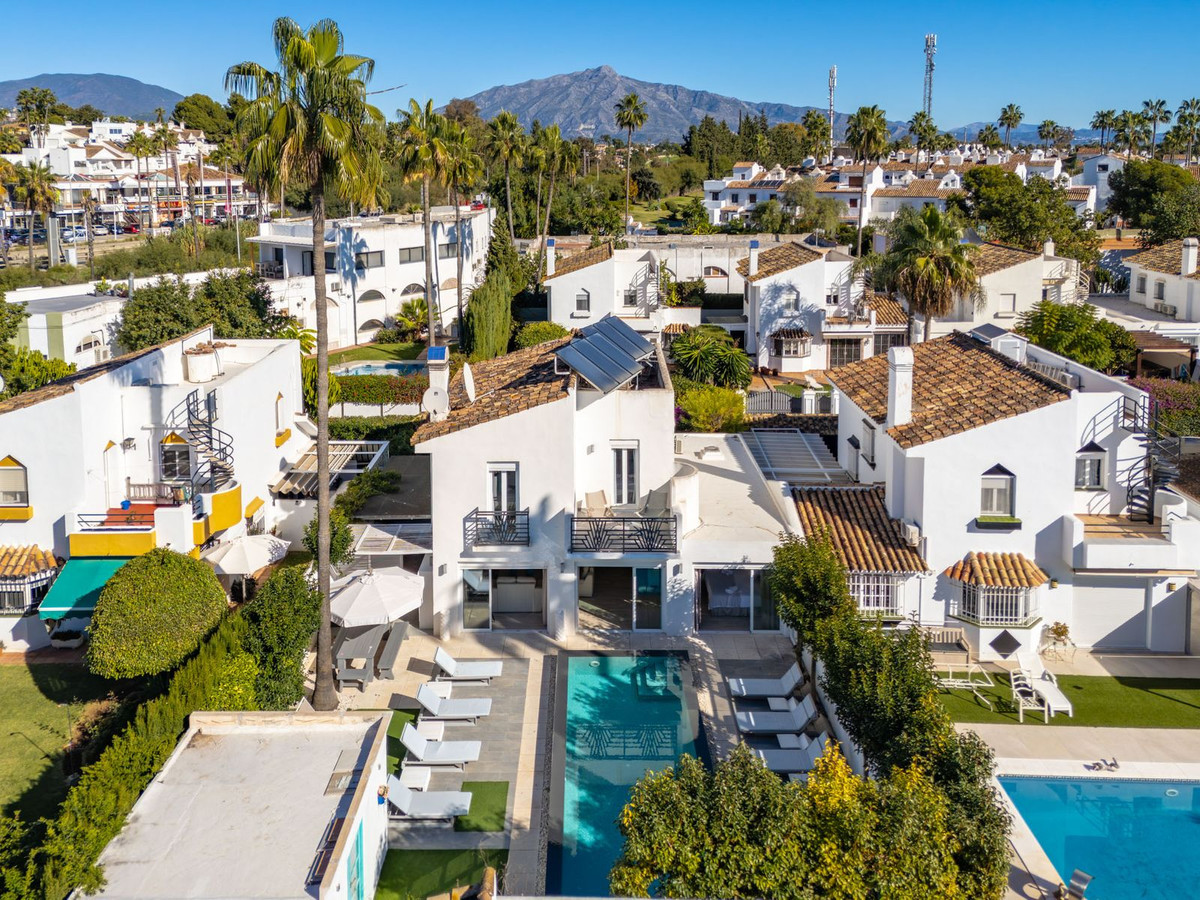 Te koop Vrijstaande Villa Costa Del Sol Estepona € 1.295.000,-