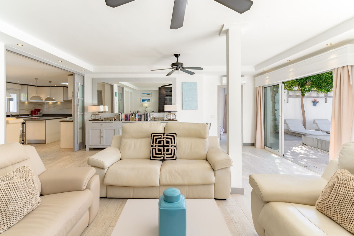 Te koop Vrijstaande Villa Costa Del Sol Estepona € 1.295.000,-