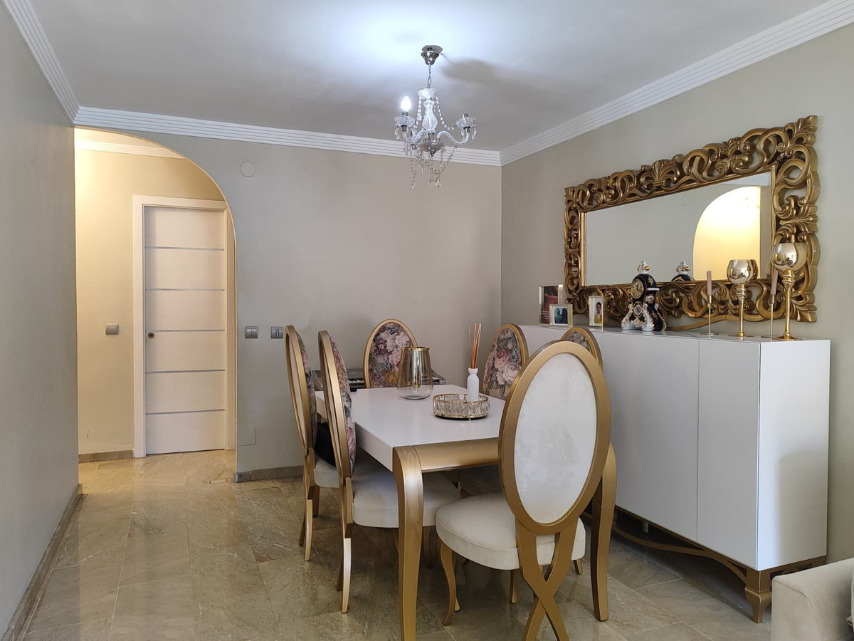 Te koop Middle Floor Apartment Costa Del Sol Fuengirola € 335.000,-