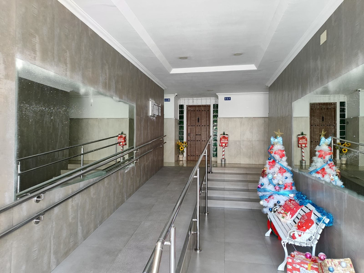 Te koop Middle Floor Apartment Costa Del Sol Fuengirola € 335.000,-