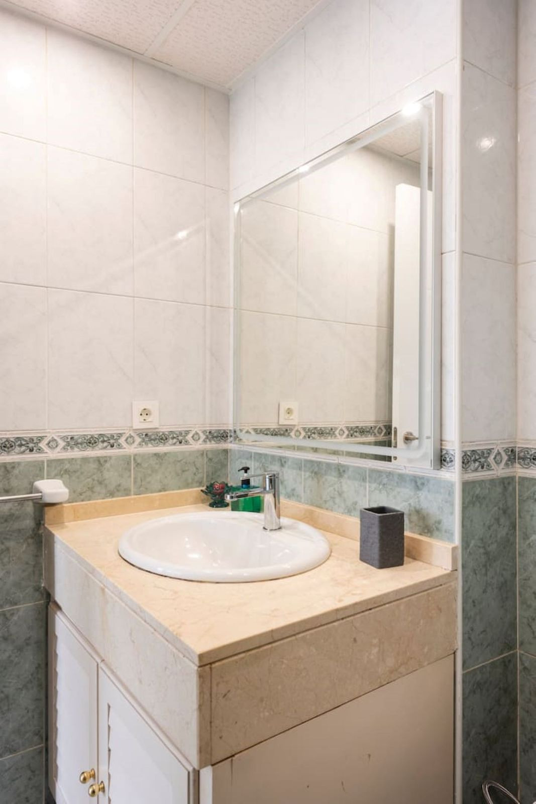 Te koop Middle Floor Apartment Costa Del Sol Nueva Andalucía € 375.000,-