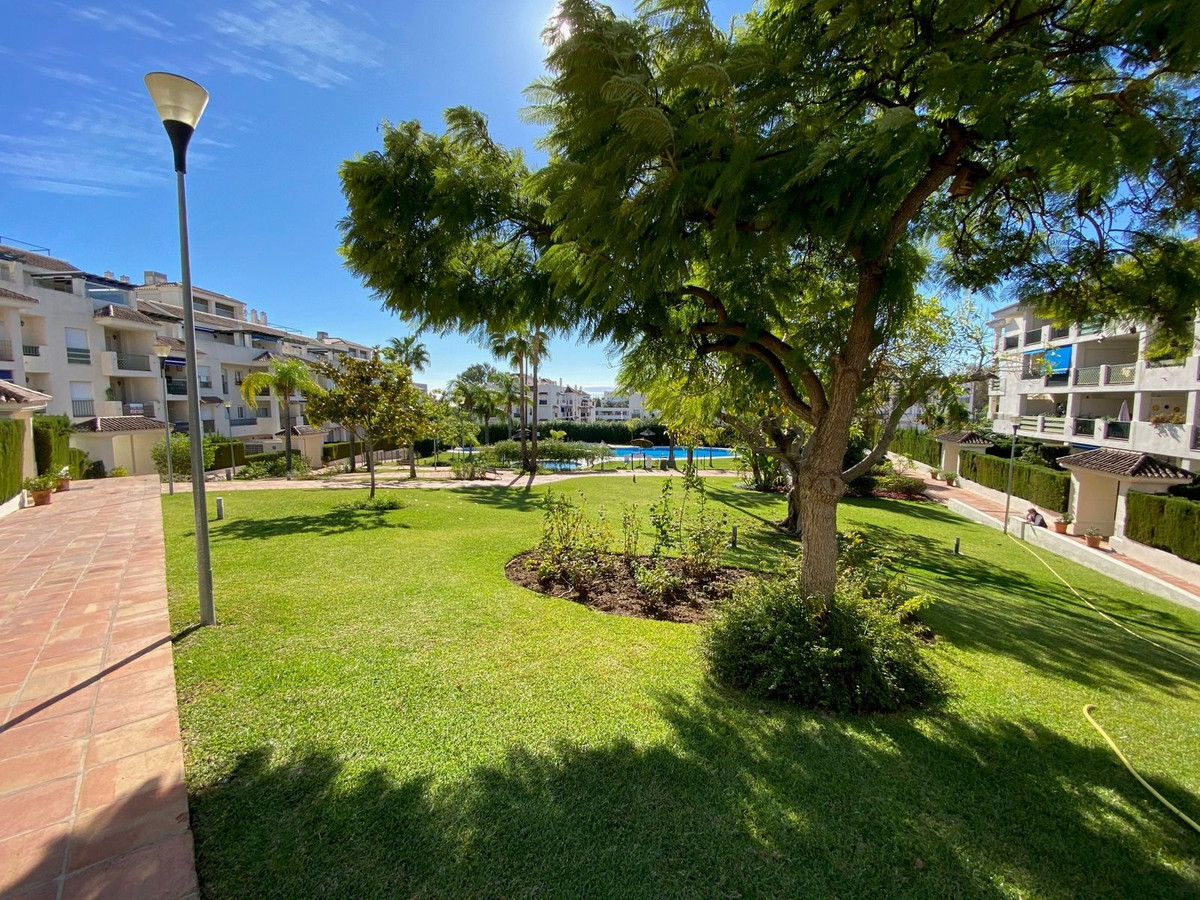 Te koop Middle Floor Apartment Costa Del Sol Nueva Andalucía € 375.000,-