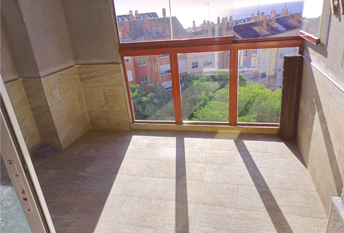 Te koop Middle Floor Apartment Costa Del Sol Los Pacos € 256.900,-