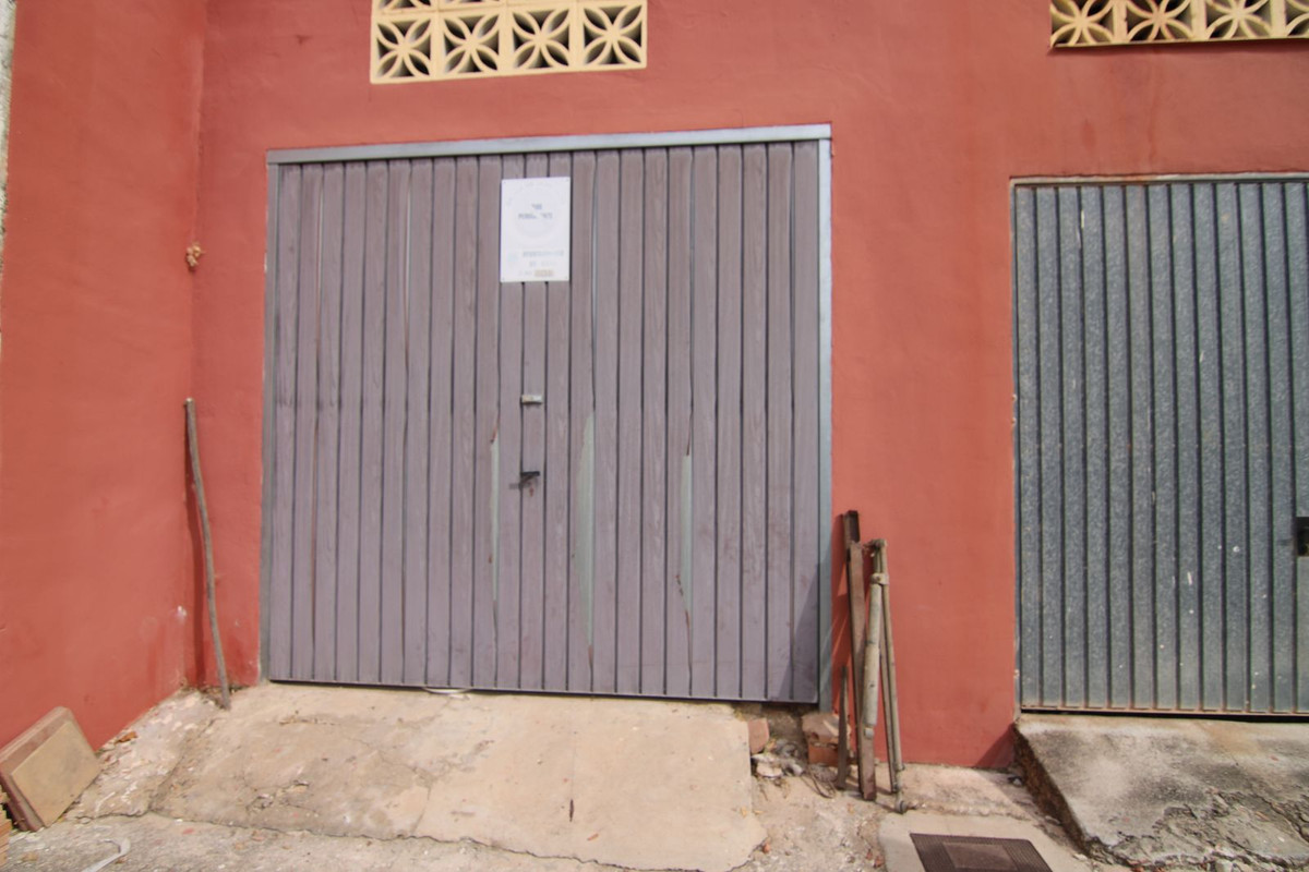 Te koop Half vrijstaand huis Costa Del Sol Coín € 299.900,-