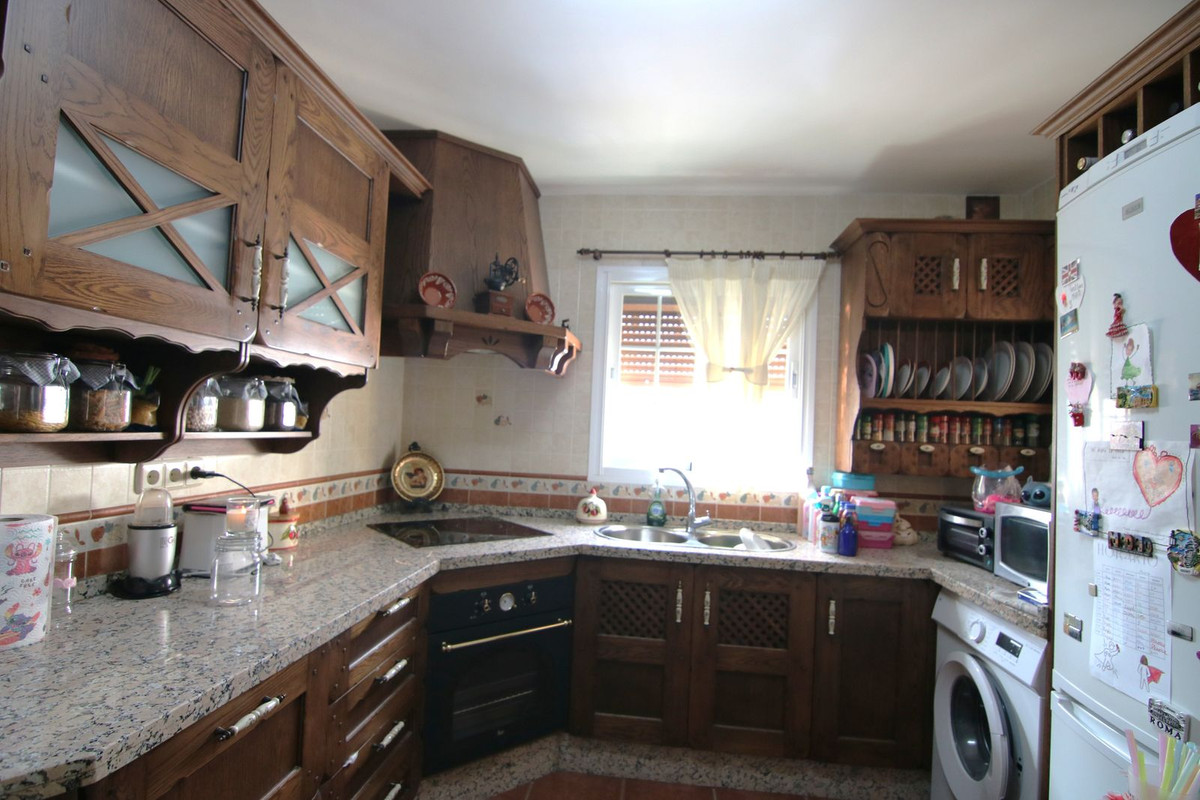 Te koop Half vrijstaand huis Costa Del Sol Coín € 299.900,-