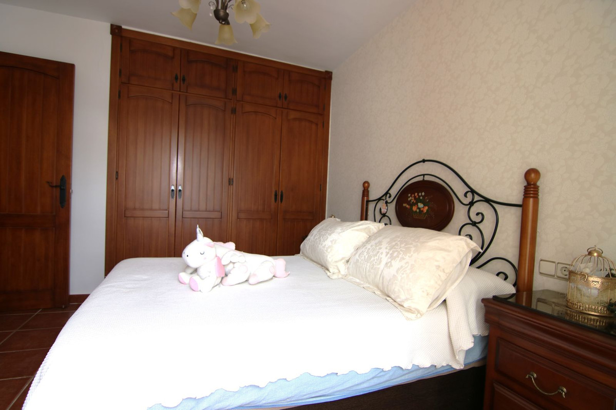 Te koop Half vrijstaand huis Costa Del Sol Coín € 299.900,-