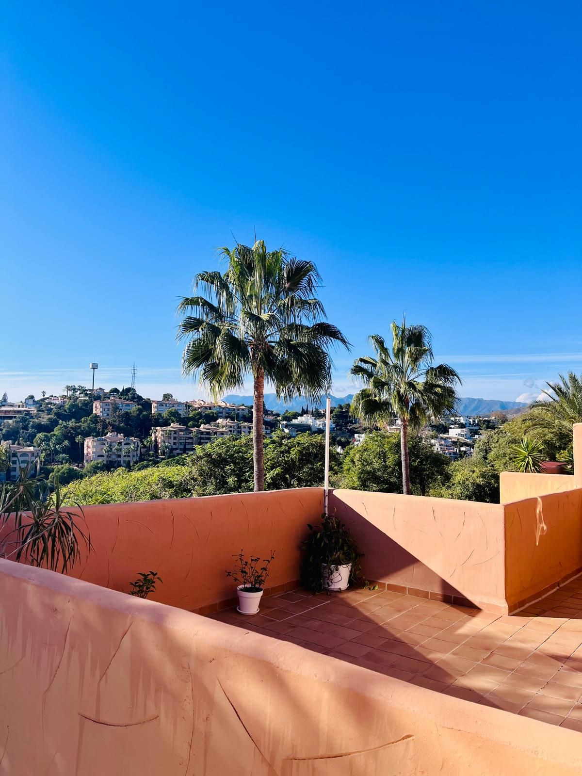 Te koop Penthouse Duplex Costa Del Sol Elviria € 495.000,-