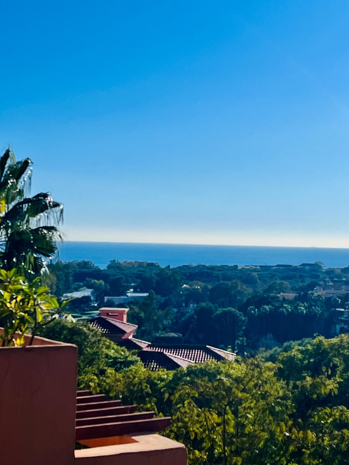 Te koop Penthouse Duplex Costa Del Sol Elviria € 495.000,-