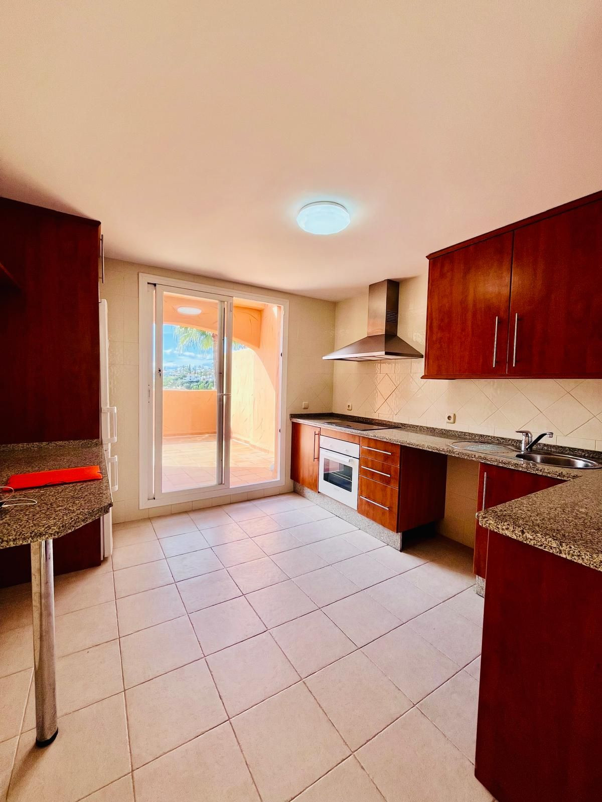 Te koop Penthouse Duplex Costa Del Sol Elviria € 495.000,-