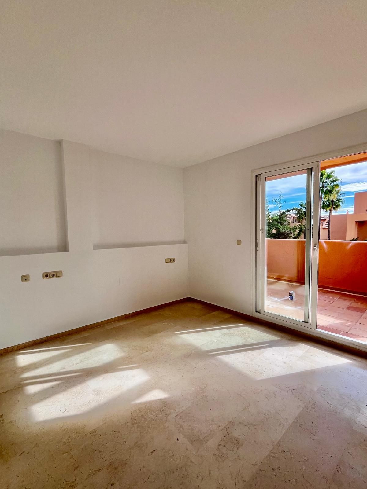 Te koop Penthouse Duplex Costa Del Sol Elviria € 495.000,-